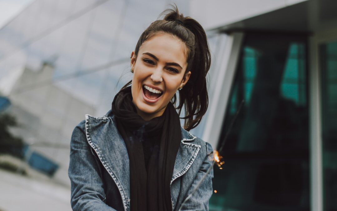 Dental Implants vs. Dentures: Costs, Benefits & Longevity